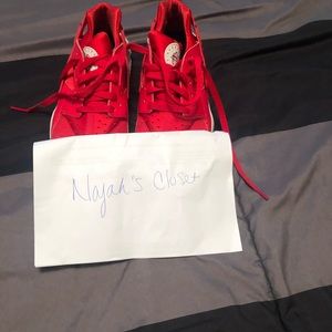 Kids Nike Huaraches. Size 6.5